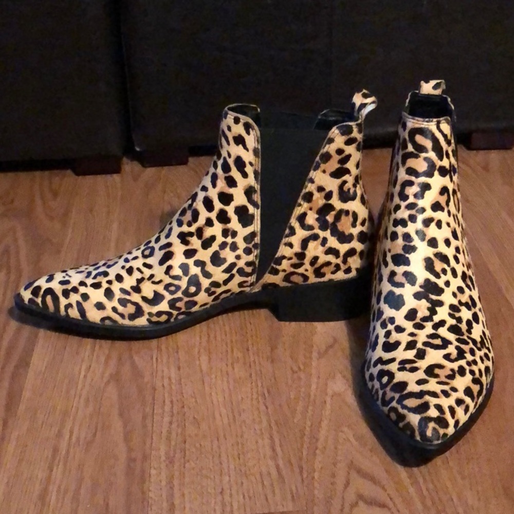 Never Worn Steve Madden Cheetah Boots